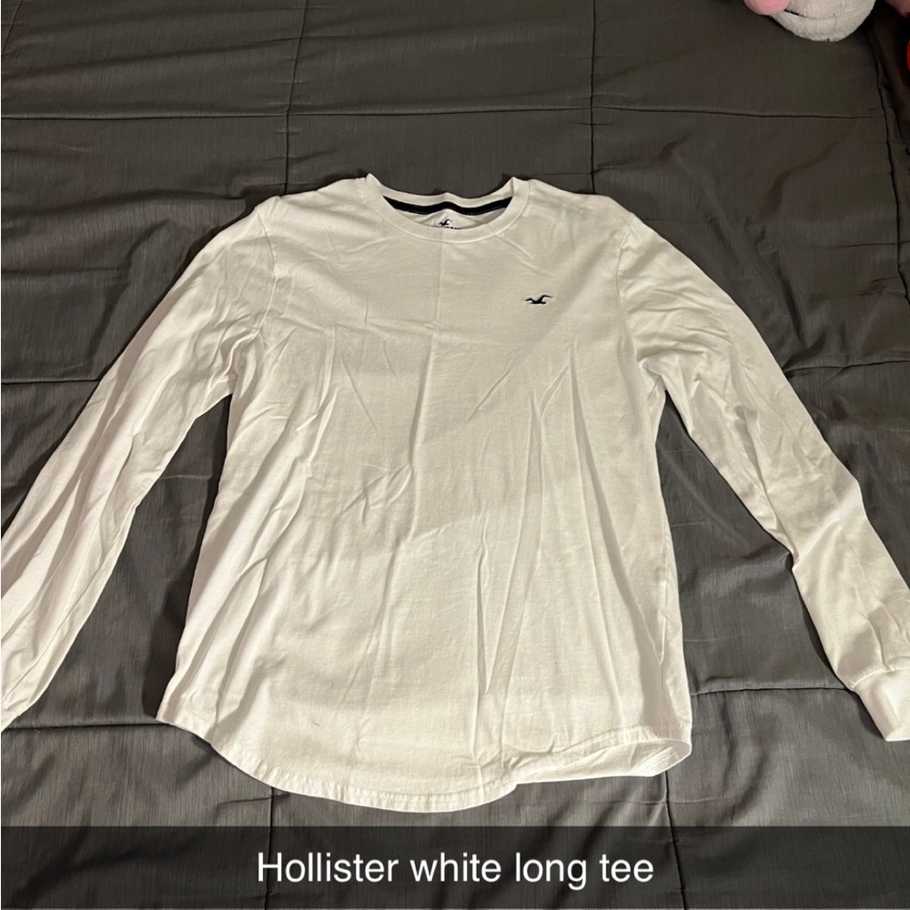 Hollister White Crew Neck Long Sleeve Shirt